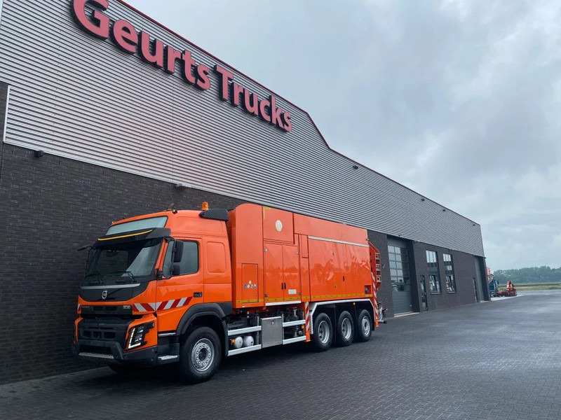 Volvo FMX 510 8X4 TRIDEM + MTS DINO 5 SAUGBAGGER/SUCTIONEXAVATOR/GRONDZUIGER - Vacuum truck: picture 2 Volvo FMX 510 8X4 TRIDEM + MTS DINO 5 SAUGBAGGER/SUCTIONEXAVATOR/GRONDZUIGER - Vacuum truck: picture 2