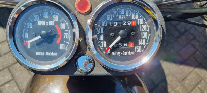 Harley-Davidson FXE SUPER GLIDE.... 1200 AMF first paint - Motorcycle: picture 5 Harley-Davidson FXE SUPER GLIDE.... 1200 AMF first paint - Motorcycle: picture 5