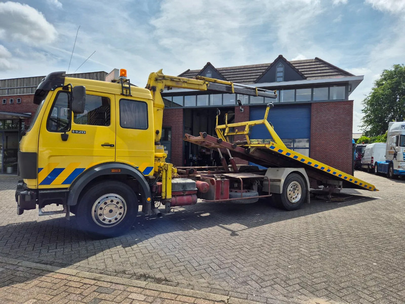 Mercedes-Benz SK 1420 afzetbak.kraan.lier... Bergingswagen - Tow truck: picture 2 Mercedes-Benz SK 1420 afzetbak.kraan.lier... Bergingswagen - Tow truck: picture 2