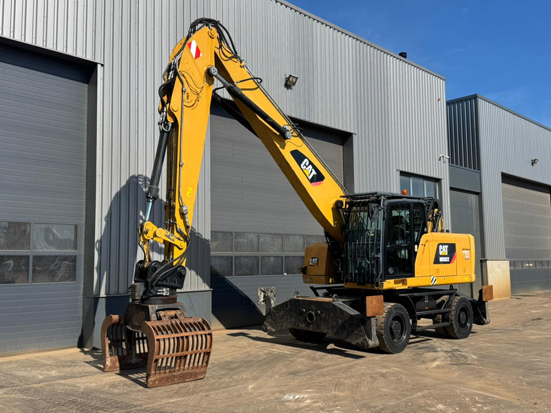 Caterpillar MH3022 - Waste/ Industry handler: picture 2 Caterpillar MH3022 - Waste/ Industry handler: picture 2