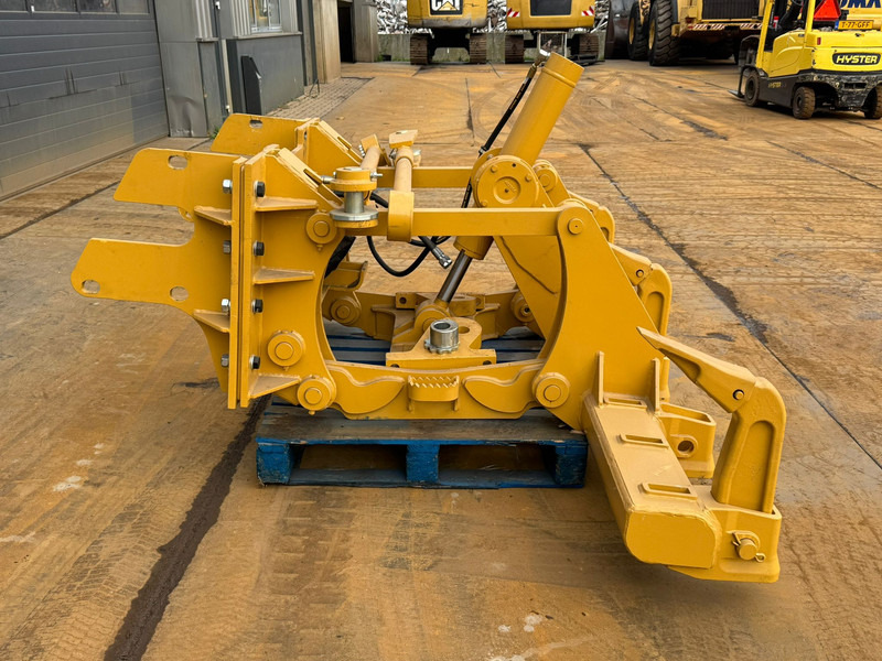 Volvo G930B - Ripper: picture 5 Volvo G930B - Ripper: picture 5