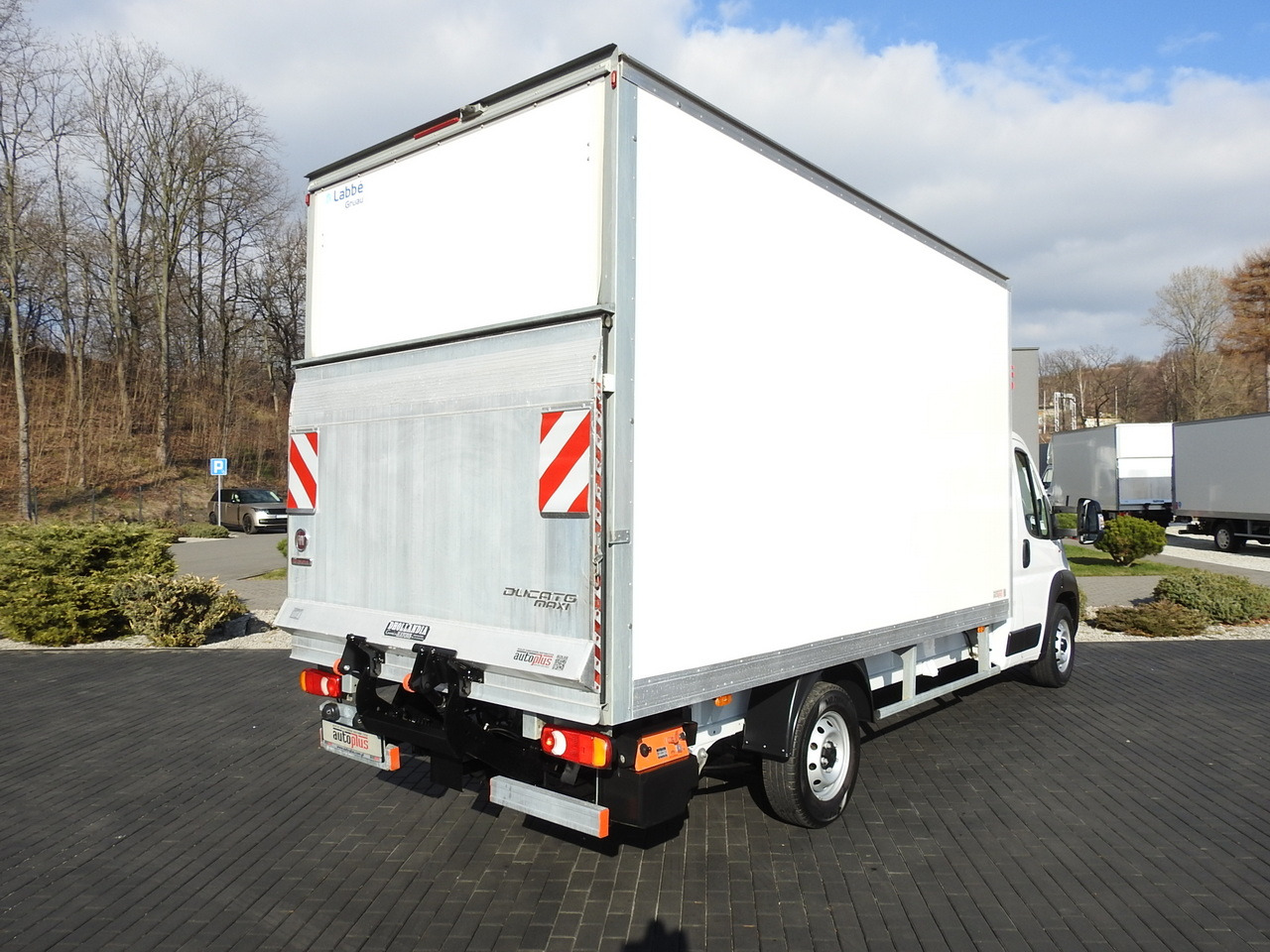 FIAT DUCATO BOX LIFT 8 PALLETS CRUISE CONTROL NAVIGATION LED LIGHTS AIR CONDITIONING 130HP - Refrigerated van: picture 3 FIAT DUCATO BOX LIFT 8 PALLETS CRUISE CONTROL NAVIGATION LED LIGHTS AIR CONDITIONING 130HP - Refrigerated van: picture 3