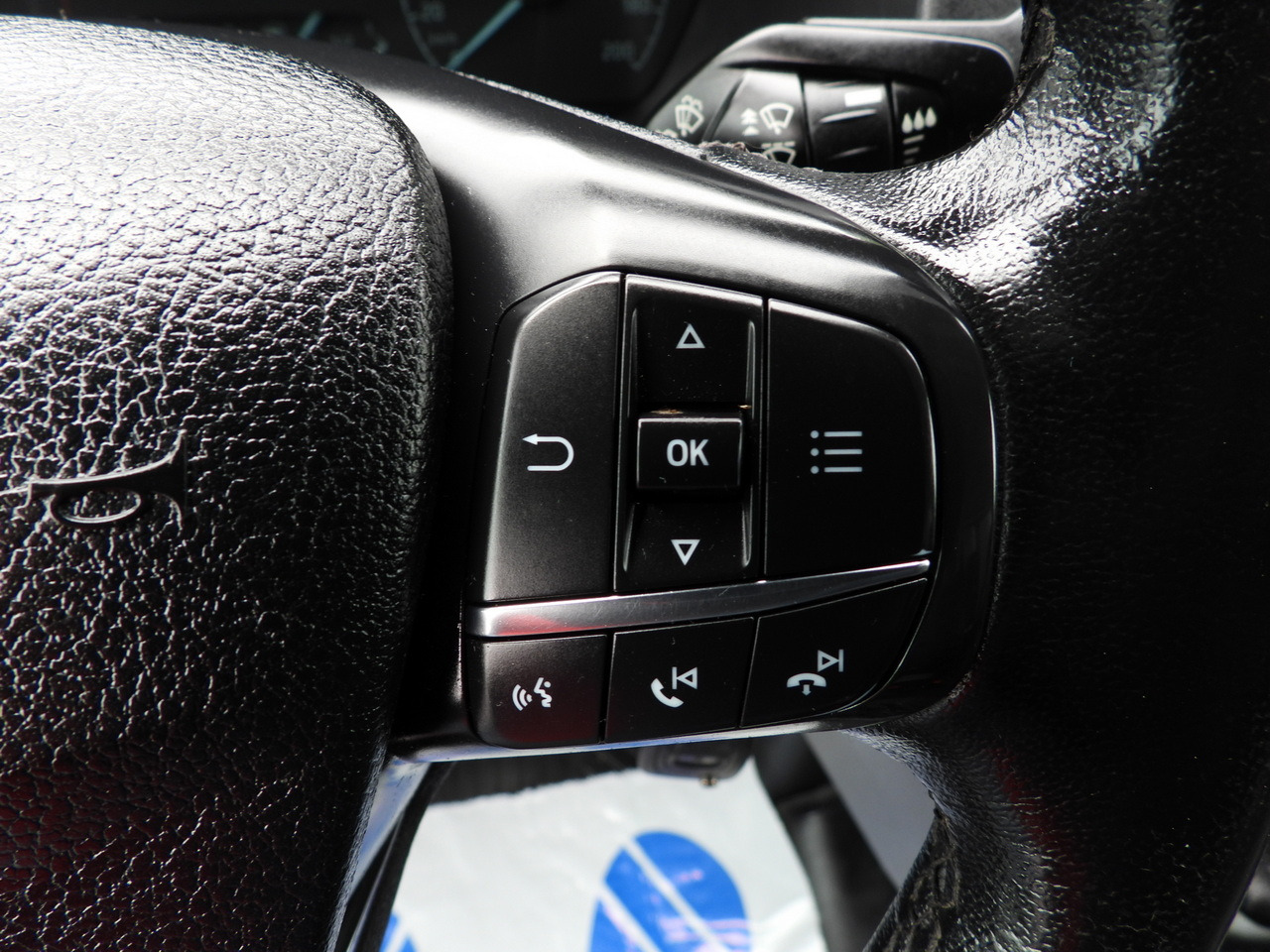 Lease a FORD TRANSIT BOX / REFRIGERATOR BOX 5*C / CRUISE CONTROL LED LIGHTS TWIN WHEELS AIR CONDITIONING  130HP FORD TRANSIT BOX / REFRIGERATOR BOX 5*C / CRUISE CONTROL LED LIGHTS TWIN WHEELS AIR CONDITIONING  130HP: picture 38