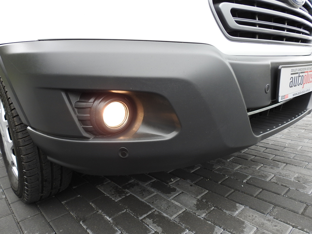 Refrigerated van FORD TRANSIT REFRIGERATOR VAN 0*C HEATING FUNCTION POWER SUPPLY 230V CRUISE CONTROL NAVIGATION AIR CONDITIONING LED LIGHTS 130HP: picture 21 Refrigerated van FORD TRANSIT REFRIGERATOR VAN 0*C HEATING FUNCTION POWER SUPPLY 230V CRUISE CONTROL NAVIGATION AIR CONDITIONING LED LIGHTS 130HP: picture 21