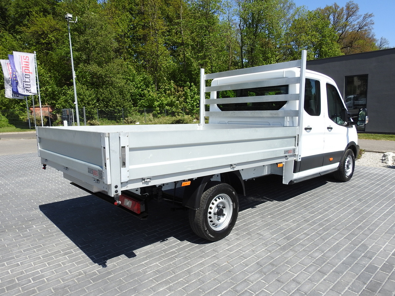 FORD TRANSIT STAKE BODY DOUBLE CABIN DOKA 7 SEATS AIR CONDITIONING 130HP - Combi van: picture 3 FORD TRANSIT STAKE BODY DOUBLE CABIN DOKA 7 SEATS AIR CONDITIONING 130HP - Combi van: picture 3