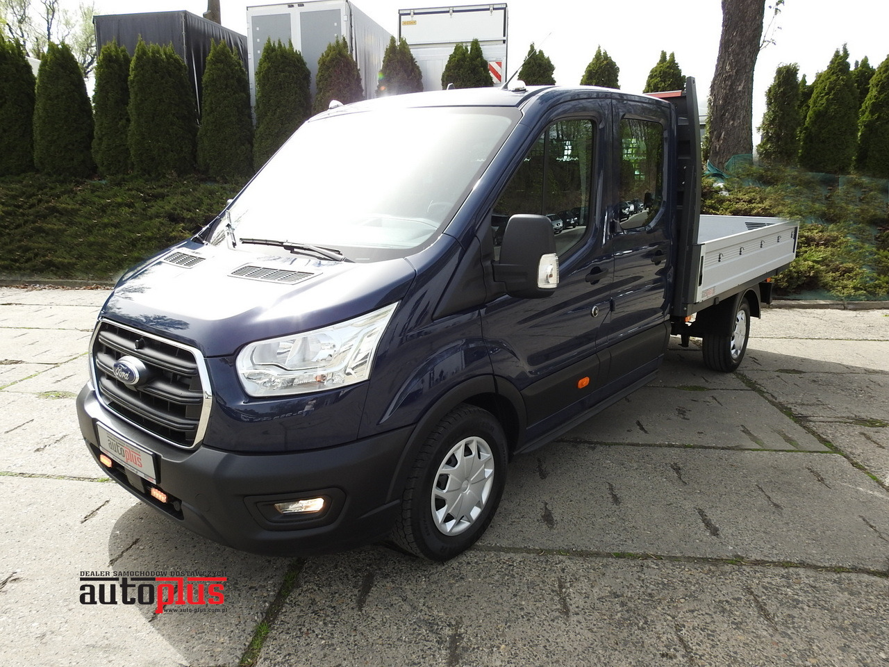 FORD TRANSIT STAKE BODY DOUBLE CABIN DOKA 7 SEATS CRUISE CONTROL AIR CONDITIONING LED LIGHTS 130HP - Flatbed van: picture 1 FORD TRANSIT STAKE BODY DOUBLE CABIN DOKA 7 SEATS CRUISE CONTROL AIR CONDITIONING LED LIGHTS 130HP - Flatbed van: picture 1