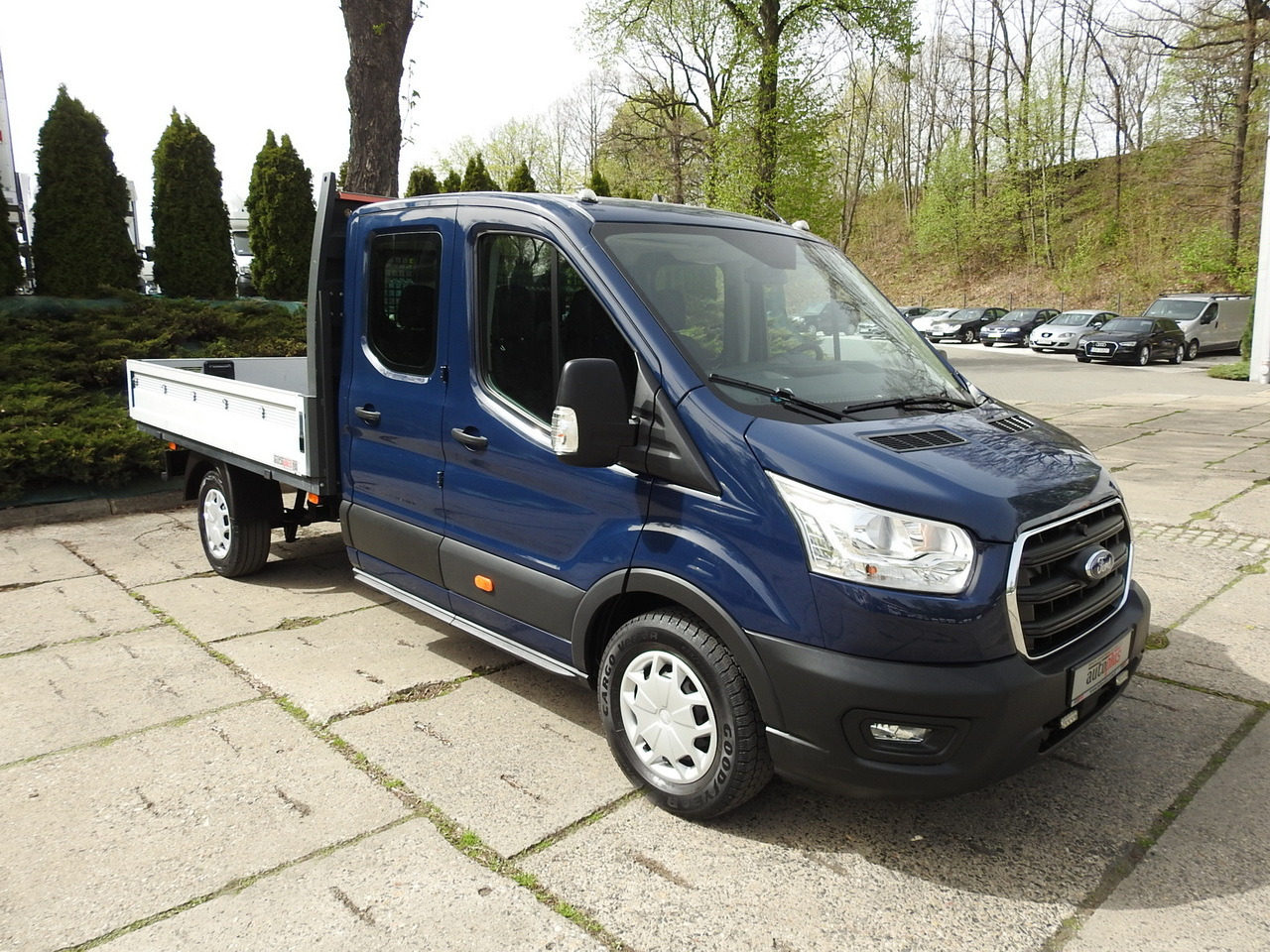FORD TRANSIT STAKE BODY DOUBLE CABIN DOKA 7 SEATS CRUISE CONTROL AIR CONDITIONING LED LIGHTS 130HP - Flatbed van: picture 4 FORD TRANSIT STAKE BODY DOUBLE CABIN DOKA 7 SEATS CRUISE CONTROL AIR CONDITIONING LED LIGHTS 130HP - Flatbed van: picture 4