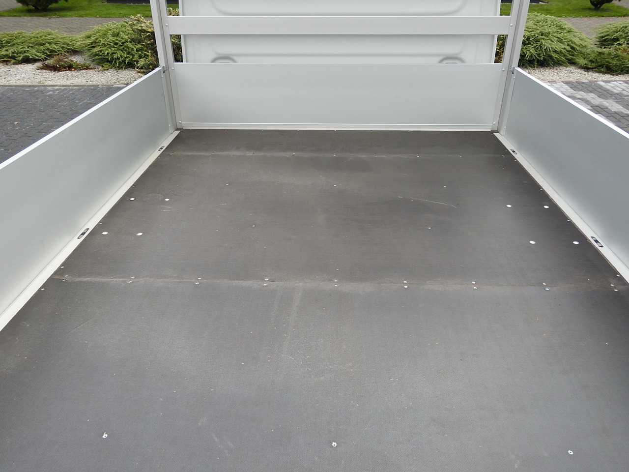 Lease a IVECO DAILY 35S15 STAKE BODY DOUBLE CABIN DOKA 7 SEATS AIR CONDITIONING  150HP IVECO DAILY 35S15 STAKE BODY DOUBLE CABIN DOKA 7 SEATS AIR CONDITIONING  150HP: picture 11