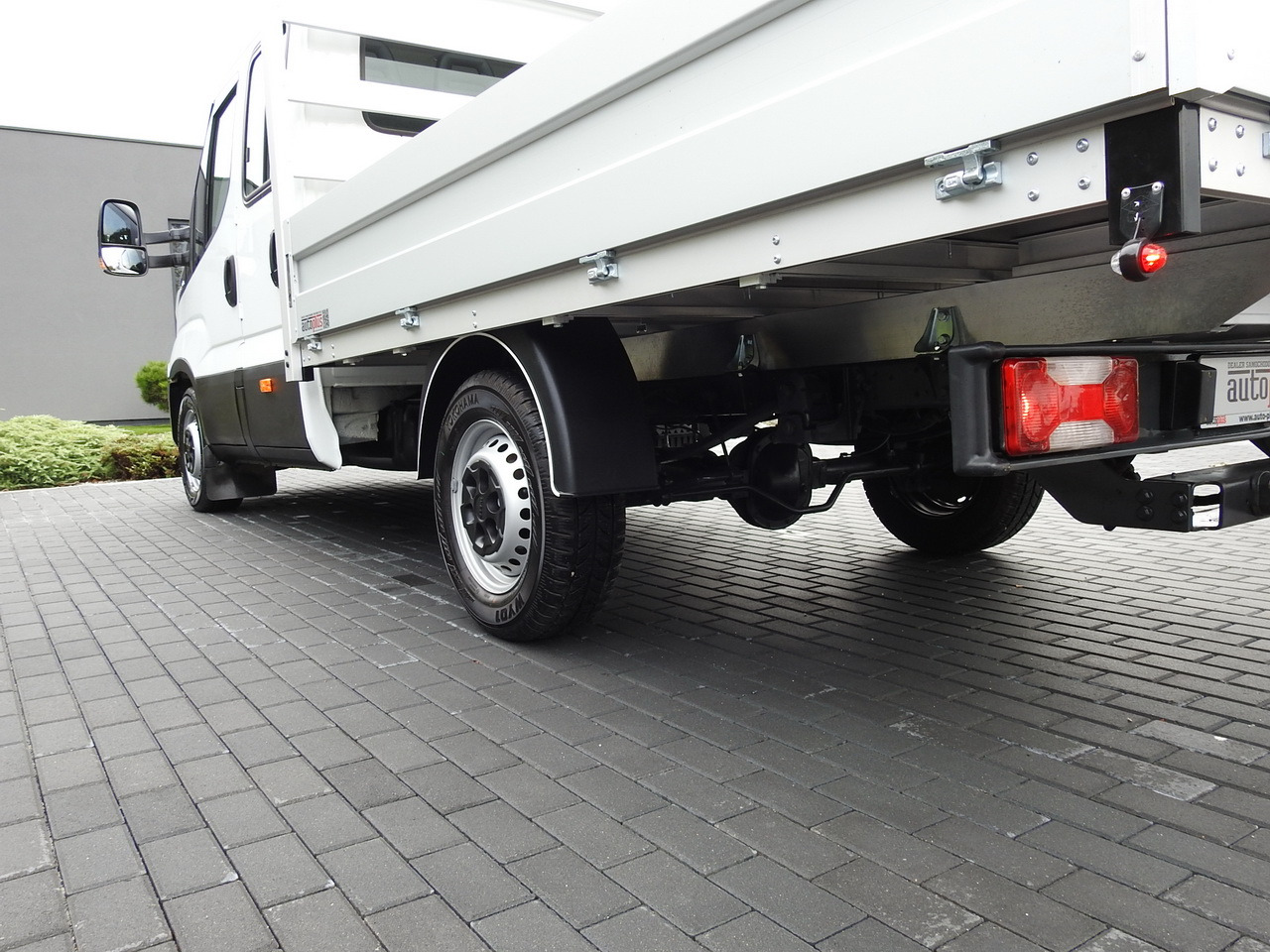 Lease a IVECO DAILY 35S15 STAKE BODY DOUBLE CABIN DOKA 7 SEATS AIR CONDITIONING  150HP IVECO DAILY 35S15 STAKE BODY DOUBLE CABIN DOKA 7 SEATS AIR CONDITIONING  150HP: picture 15