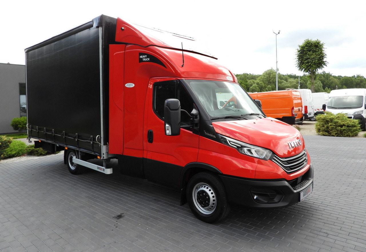 IVECO DAILY 35S21 TARPAULIN 10 PALLETS WEBASTO CRUISE CONTROL NAVIGATION LED LIGHTS PNEUMATICS AUTOMATIC TRANSMISSION HI-MATIC AIR CONDITIONING 210HP - Curtain side van: picture 4 IVECO DAILY 35S21 TARPAULIN 10 PALLETS WEBASTO CRUISE CONTROL NAVIGATION LED LIGHTS PNEUMATICS AUTOMATIC TRANSMISSION HI-MATIC AIR CONDITIONING 210HP - Curtain side van: picture 4