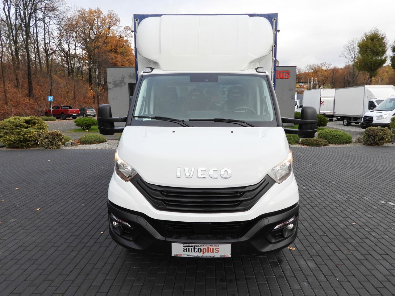 IVECO DAILY 50C16 TARPAULIN 10 PALLETS CRUISE CONTROL TWIN WHEELS AIR CONDITIONING 160HP - Curtain side van: picture 5 IVECO DAILY 50C16 TARPAULIN 10 PALLETS CRUISE CONTROL TWIN WHEELS AIR CONDITIONING 160HP - Curtain side van: picture 5