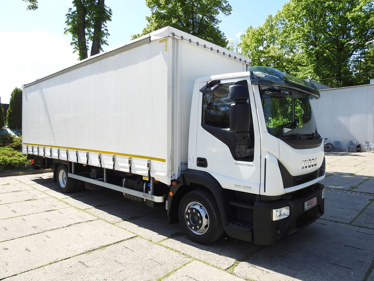 IVECO EUROCARGO 120 - 220 TARPAULIN LIFT 20 PALLETS LED LIGHTS AUTOMATIC TRANSMISSION HI-MATIC TWIN WHEELS AIR CONDITIONING 220HP - Curtainsider truck: picture 4 IVECO EUROCARGO 120 - 220 TARPAULIN LIFT 20 PALLETS LED LIGHTS AUTOMATIC TRANSMISSION HI-MATIC TWIN WHEELS AIR CONDITIONING 220HP - Curtainsider truck: picture 4