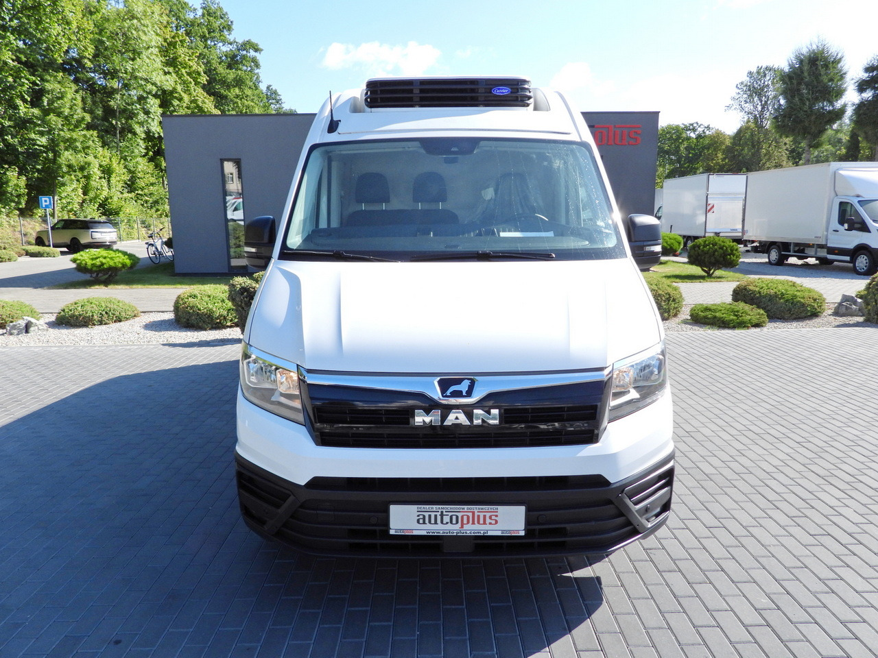 MAN TGE REFRIGERATOR VAN -5*C POWER SUPPLY 230V CRUISE CONTROL AUTOMATIC TRANSMISSION AIR CONDITIONING 180HP - Refrigerated van: picture 5 MAN TGE REFRIGERATOR VAN -5*C POWER SUPPLY 230V CRUISE CONTROL AUTOMATIC TRANSMISSION AIR CONDITIONING 180HP - Refrigerated van: picture 5