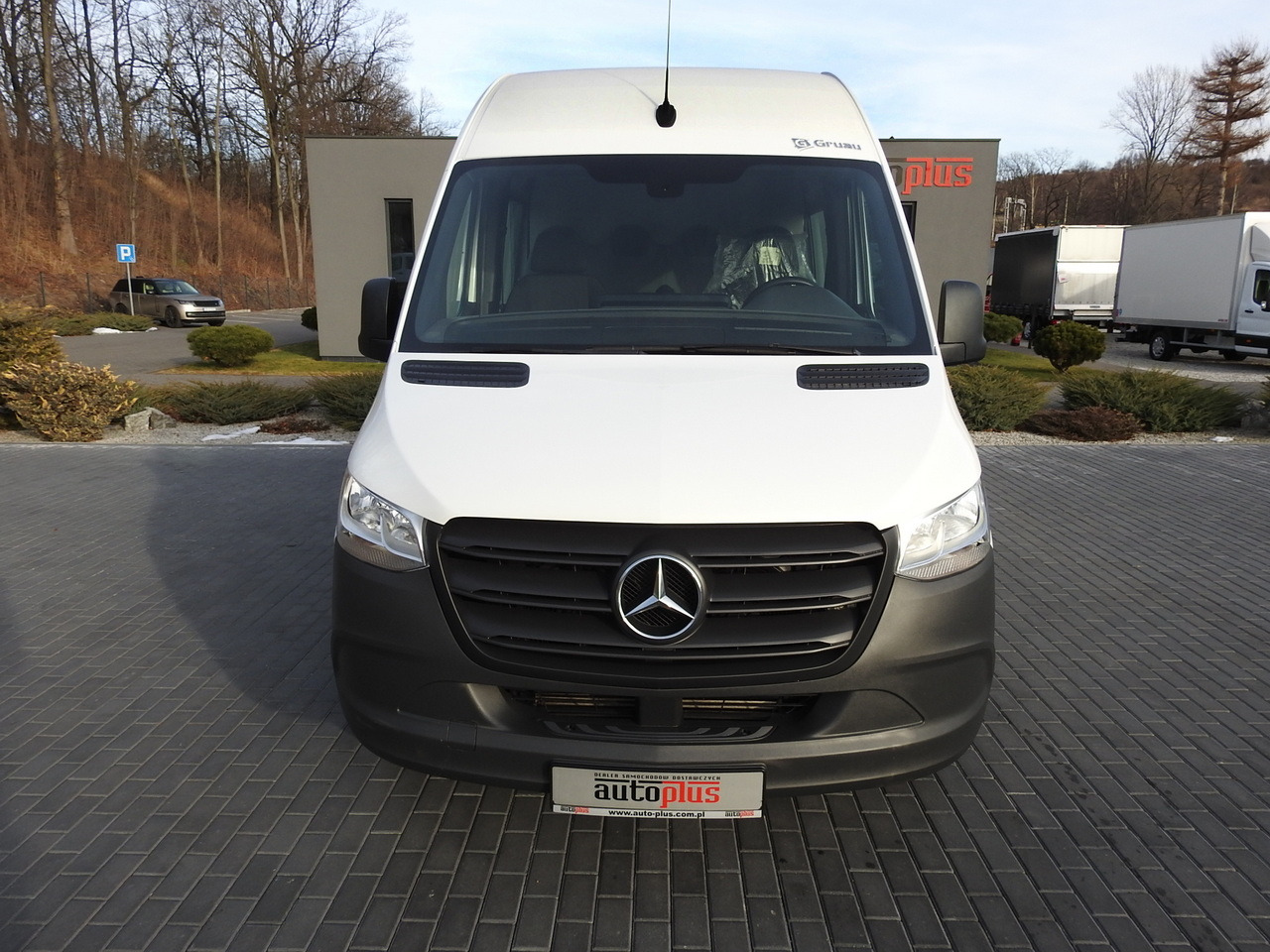 MERCEDES SPRINTER 314 BOX DELIVERY VAN 6 SEATS CRUISE CONTROL AIR CONDITIONING  140HP - Panel van: picture 5 MERCEDES SPRINTER 314 BOX DELIVERY VAN 6 SEATS CRUISE CONTROL AIR CONDITIONING  140HP - Panel van: picture 5