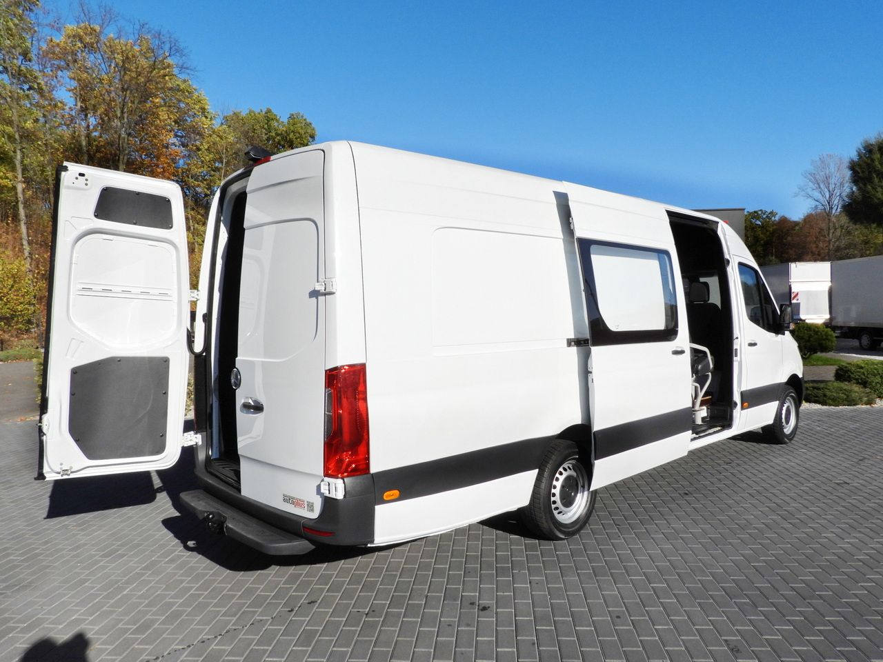 MERCEDES SPRINTER 316 BOX DELIVERY VAN 7 SEATS CRUISE CONTROL AUTOMATIC TRANSMISSION AIR CONDITIONING 160HP - Panel van: picture 3 MERCEDES SPRINTER 316 BOX DELIVERY VAN 7 SEATS CRUISE CONTROL AUTOMATIC TRANSMISSION AIR CONDITIONING 160HP - Panel van: picture 3