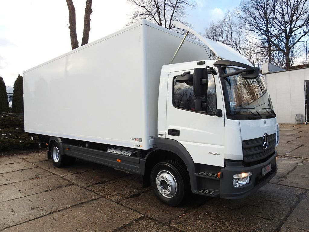 Mercedes-Benz ATEGO 12.24 KOFFER 18 PALETTEN AUFZUG - Box truck: picture 4 Mercedes-Benz ATEGO 12.24 KOFFER 18 PALETTEN AUFZUG - Box truck: picture 4