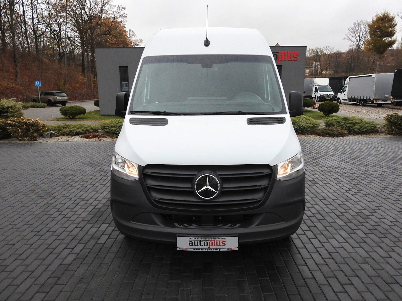 Mercedes-Benz ESPRINTER NEUE ELEKTRISCHEN KASTENWAGEN AUTOMAT - Panel van, Electric van: picture 5 Mercedes-Benz ESPRINTER NEUE ELEKTRISCHEN KASTENWAGEN AUTOMAT - Panel van, Electric van: picture 5