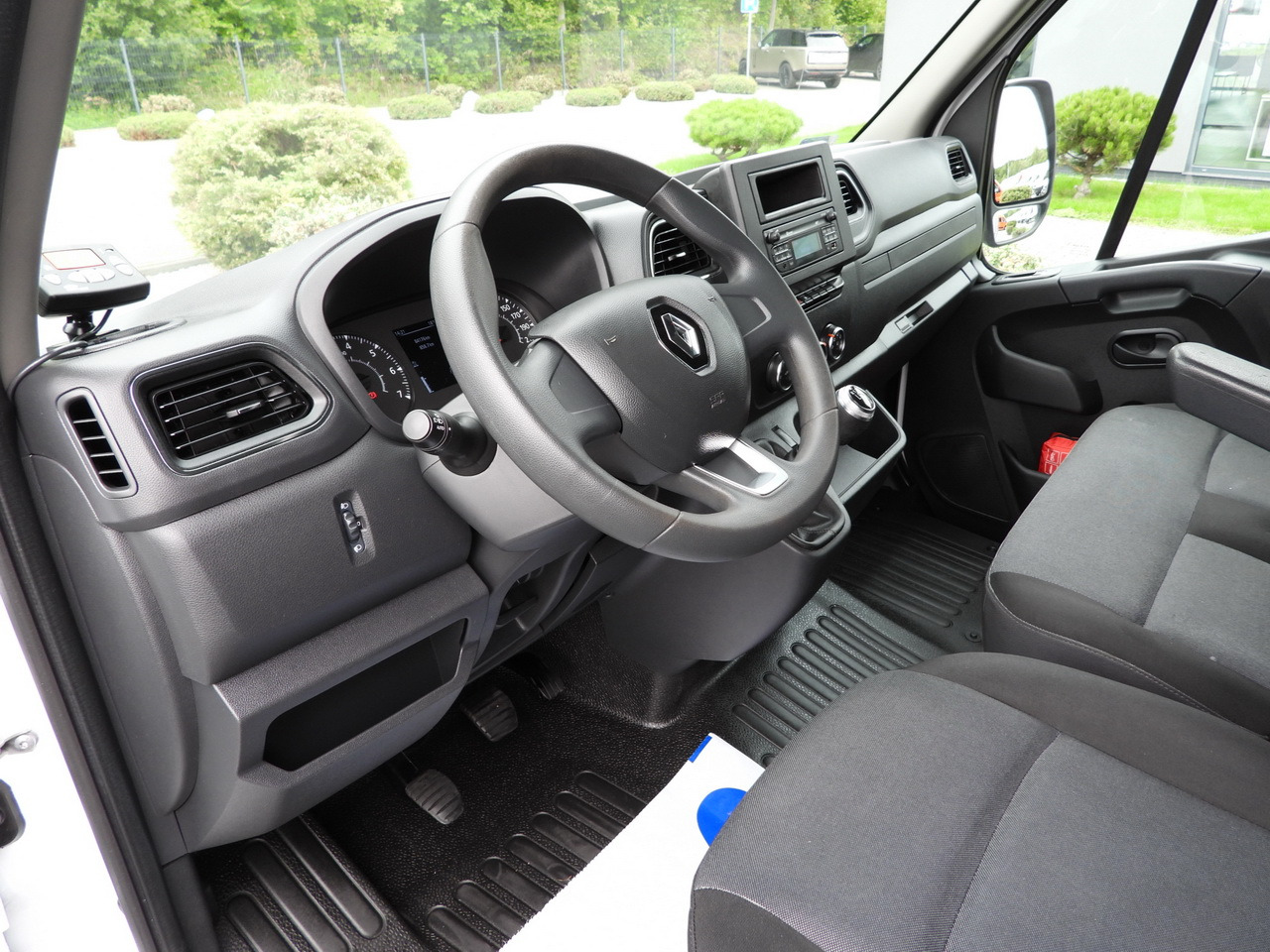 RENAULT MASTER REGRIGERATOR BOX 1*C LED LIGHTS AIR CONDITIONING 165HP - Refrigerated van: picture 2 RENAULT MASTER REGRIGERATOR BOX 1*C LED LIGHTS AIR CONDITIONING 165HP - Refrigerated van: picture 2