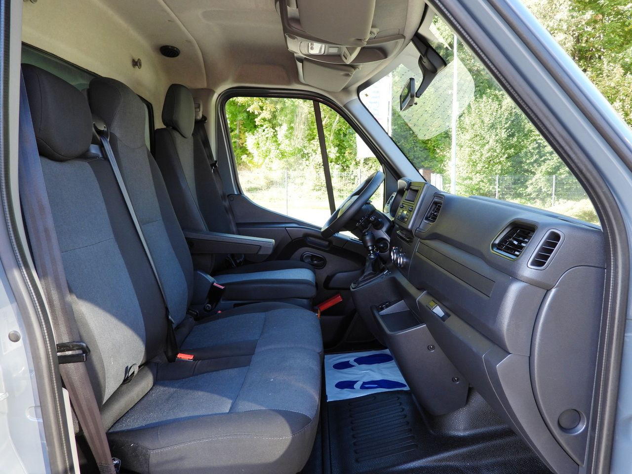 Lease a RENAULT MASTER TARPAULIN 10 PALLETS WEBASTO CRUISE CONTROL LED LIGHTS PNEUMATICS AIR CONDITIONING  165HP RENAULT MASTER TARPAULIN 10 PALLETS WEBASTO CRUISE CONTROL LED LIGHTS PNEUMATICS AIR CONDITIONING  165HP: picture 34