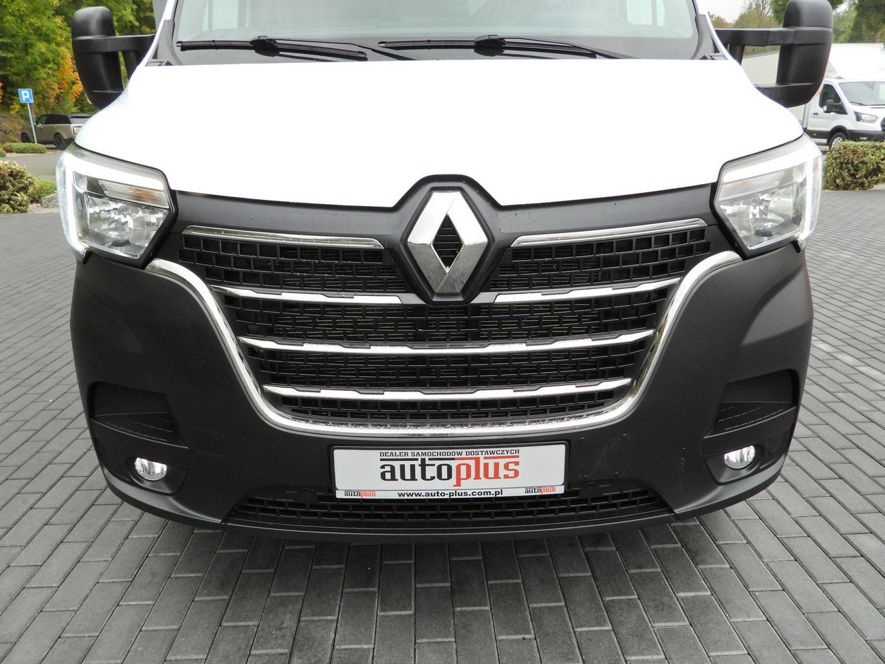 Curtain side van RENAULT MASTER TARPAULIN 12 PALLETS WEBASTO CRUISE CONTROL NAVIGATION LED LIGHTS PNEUMATICS AIR CONDITIONING 165HP: picture 14 Curtain side van RENAULT MASTER TARPAULIN 12 PALLETS WEBASTO CRUISE CONTROL NAVIGATION LED LIGHTS PNEUMATICS AIR CONDITIONING 165HP: picture 14