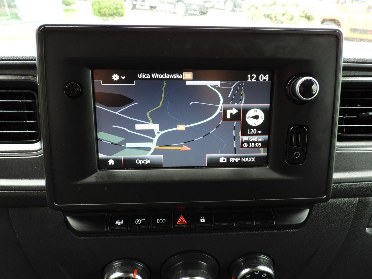 Curtain side van RENAULT MASTER TARPAULIN 12 PALLETS WEBASTO CRUISE CONTROL NAVIGATION LED LIGHTS PNEUMATICS AIR CONDITIONING 165HP: picture 36 Curtain side van RENAULT MASTER TARPAULIN 12 PALLETS WEBASTO CRUISE CONTROL NAVIGATION LED LIGHTS PNEUMATICS AIR CONDITIONING 165HP: picture 36