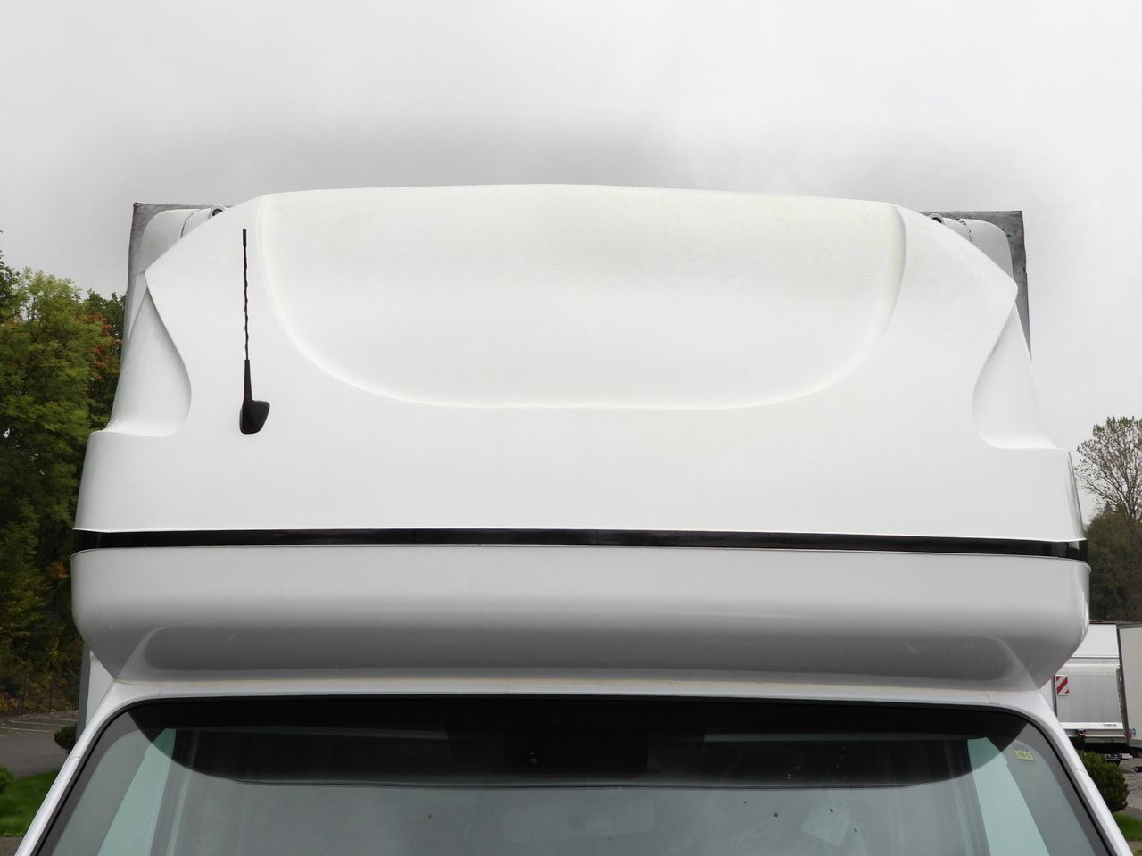 Curtain side van RENAULT MASTER TARPAULIN 12 PALLETS WEBASTO CRUISE CONTROL NAVIGATION LED LIGHTS PNEUMATICS AIR CONDITIONING 165HP: picture 15 Curtain side van RENAULT MASTER TARPAULIN 12 PALLETS WEBASTO CRUISE CONTROL NAVIGATION LED LIGHTS PNEUMATICS AIR CONDITIONING 165HP: picture 15