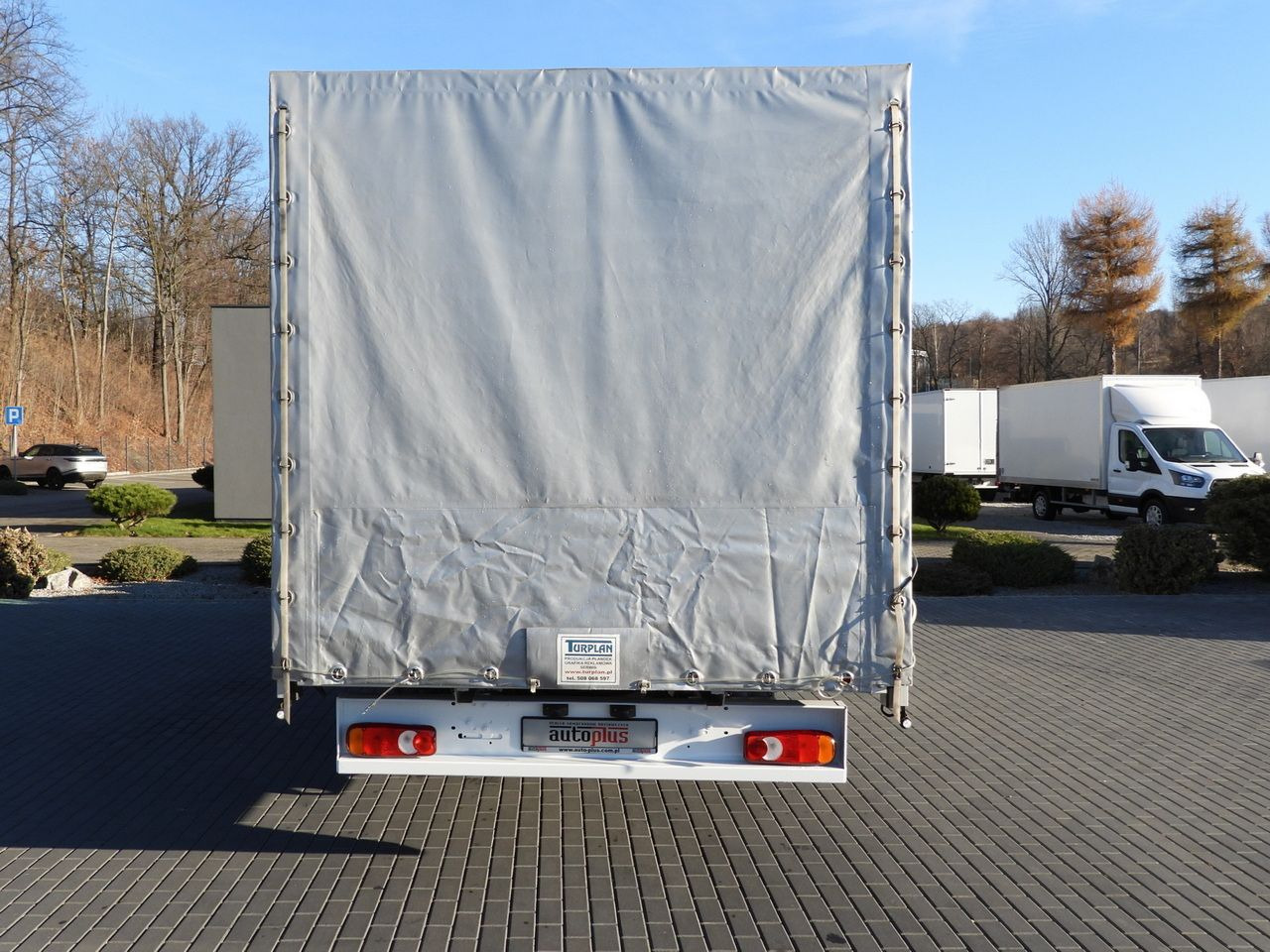 Curtain side van RENAULT MASTER TARPAULIN 8 PALLETS WEBASTO CRUISE CONTROL LED LIGHTS AIR CONDITIONING 165HP: picture 11 Curtain side van RENAULT MASTER TARPAULIN 8 PALLETS WEBASTO CRUISE CONTROL LED LIGHTS AIR CONDITIONING 165HP: picture 11
