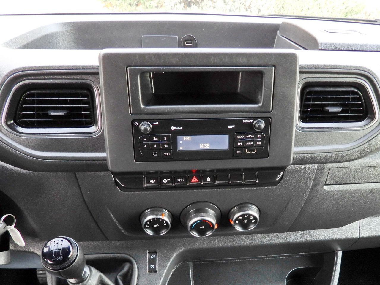 Curtain side van RENAULT MASTER TARPAULIN 8 PALLETS WEBASTO CRUISE CONTROL LED LIGHTS AIR CONDITIONING 165HP: picture 36 Curtain side van RENAULT MASTER TARPAULIN 8 PALLETS WEBASTO CRUISE CONTROL LED LIGHTS AIR CONDITIONING 165HP: picture 36