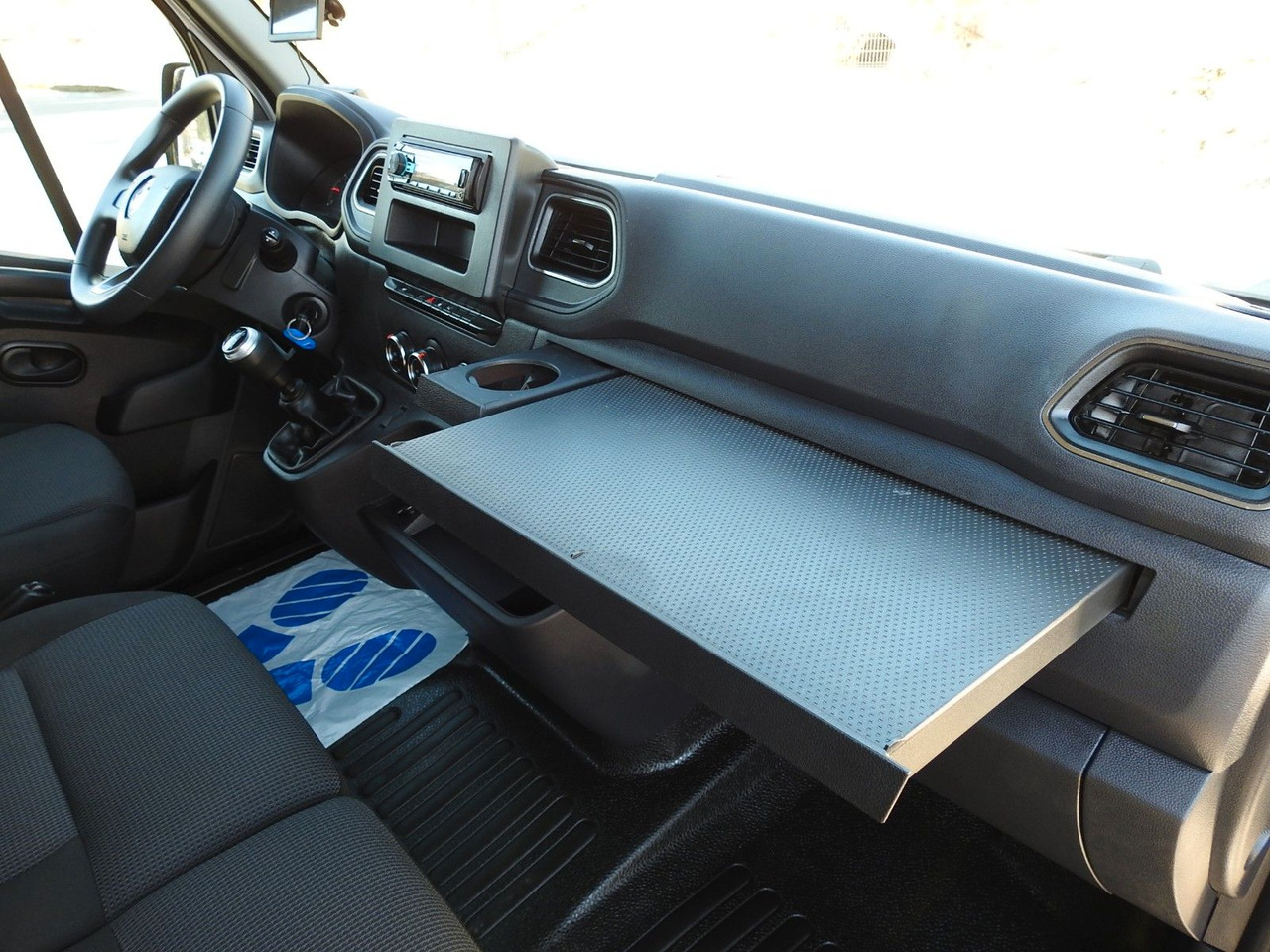 Lease a Renault MASTER KÜHLKASTENWAGEN -5*C HEIZFUNKTION  A/C Renault MASTER KÜHLKASTENWAGEN -5*C HEIZFUNKTION  A/C Renault MASTER KÜHLKASTENWAGEN -5*C HEIZFUNKTION  A/C Renault MASTER KÜHLKASTENWAGEN -5*C HEIZFUNKTION  A/C: picture 30