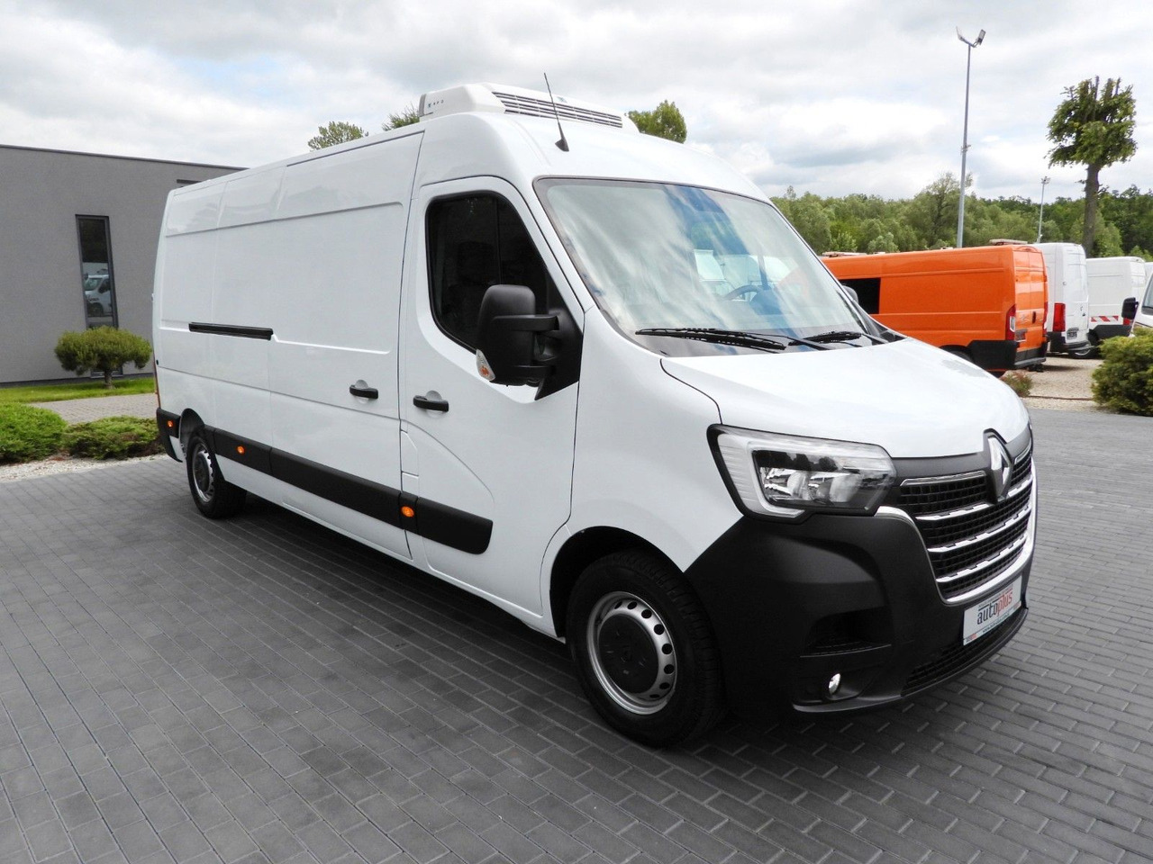 Renault MASTER KÜHLKASTENWAGEN -5*C TEMPOMAT NAVIGATION - Refrigerated van: picture 4 Renault MASTER KÜHLKASTENWAGEN -5*C TEMPOMAT NAVIGATION - Refrigerated van: picture 4