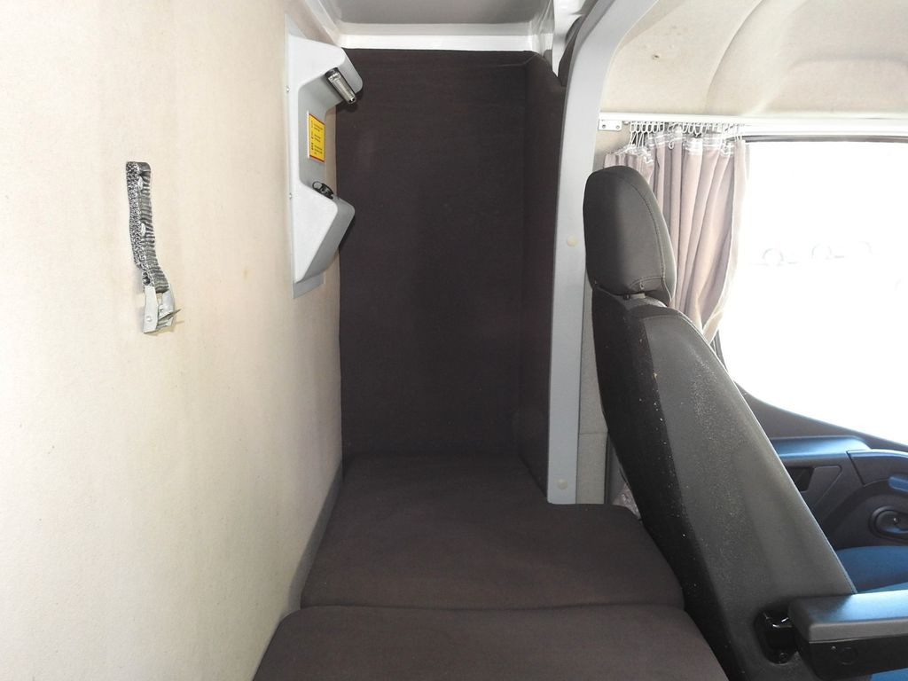 Curtain side van, Combi van Renault MASTER PRITSCHE PLANE 8 PALETTEN WEBASTO A/C: picture 29