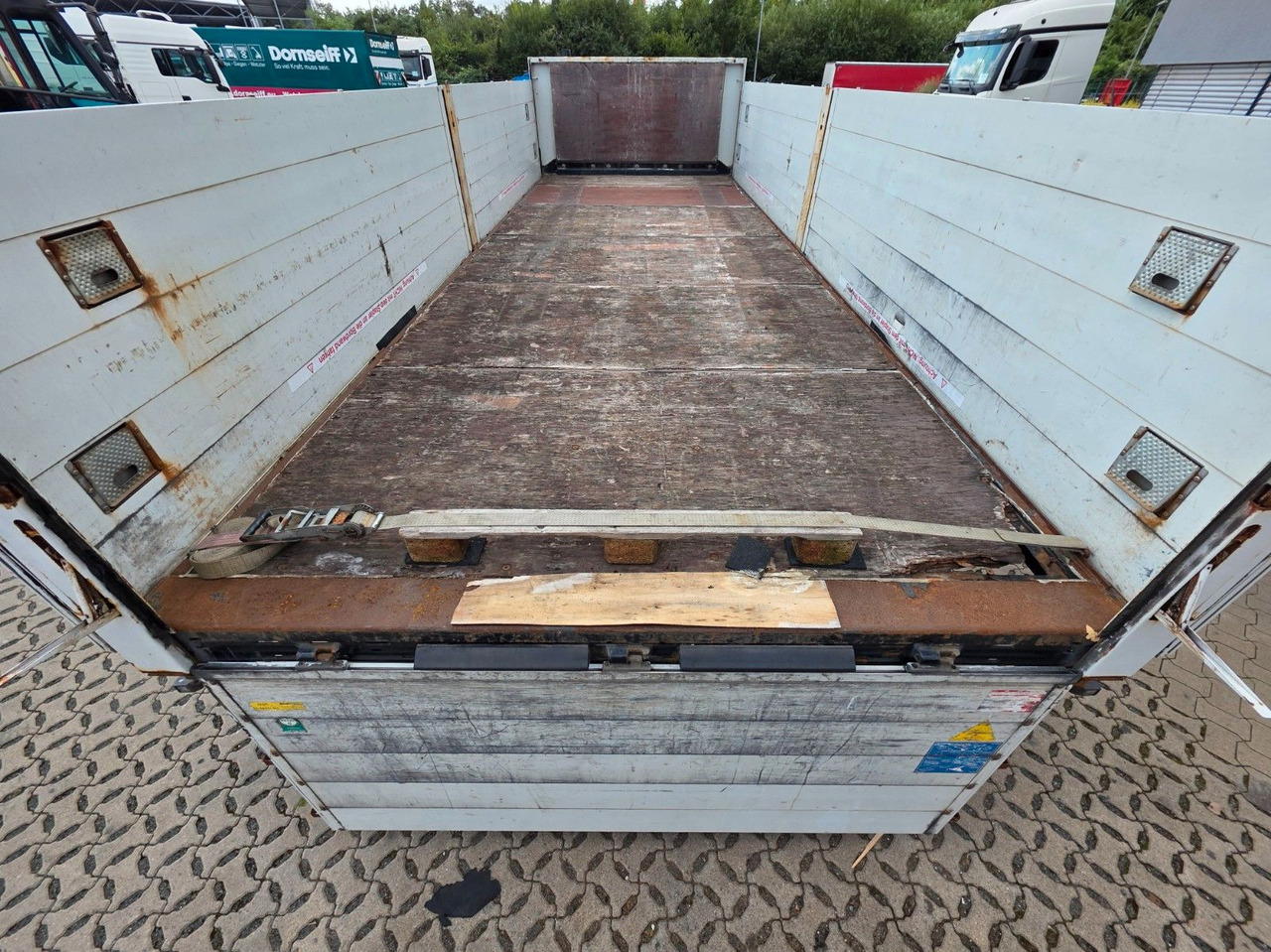 Dropside/ Flatbed trailer Krone AZ / Baustoff / 40 mm: picture 9 Dropside/ Flatbed trailer Krone AZ / Baustoff / 40 mm: picture 9