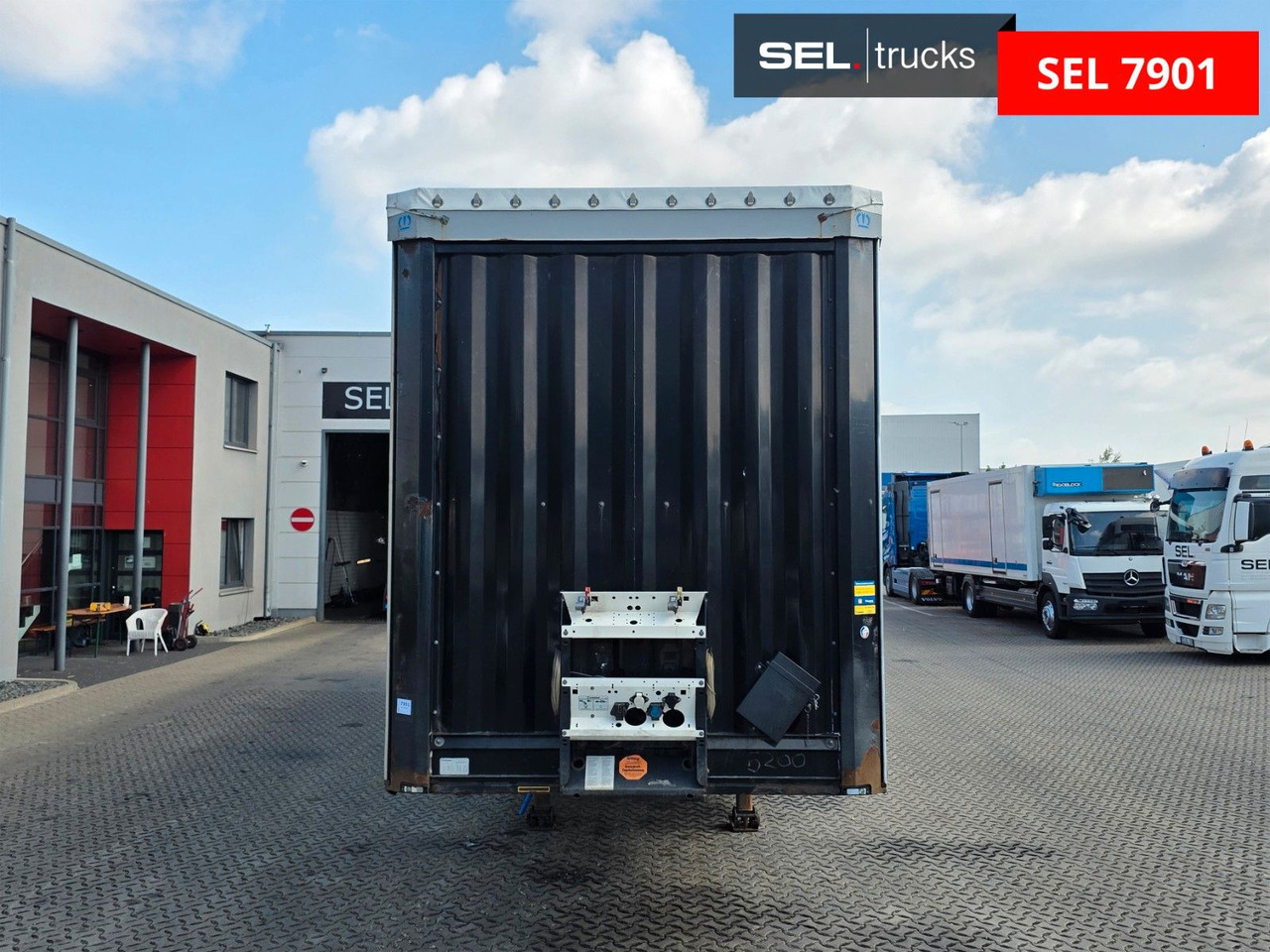 Krone SD / Hubdach / EDSCHA / Mega / Liftachse - Curtainsider semi-trailer: picture 2 Krone SD / Hubdach / EDSCHA / Mega / Liftachse - Curtainsider semi-trailer: picture 2