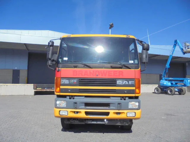 DAF 75.270 ATI 4X4 NL TRUCK - Fire truck: picture 2 DAF 75.270 ATI 4X4 NL TRUCK - Fire truck: picture 2
