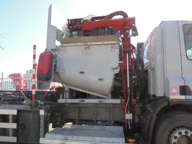 DAF CF 75.310 FAN 6x2 NL TRUCK - Cab chassis truck: picture 4 DAF CF 75.310 FAN 6x2 NL TRUCK - Cab chassis truck: picture 4