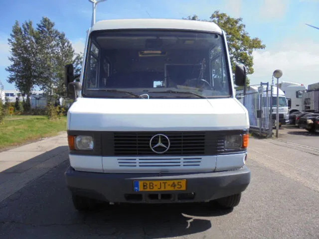 Mercedes-Benz 609D - Minibus, Passenger van: picture 2 Mercedes-Benz 609D - Minibus, Passenger van: picture 2