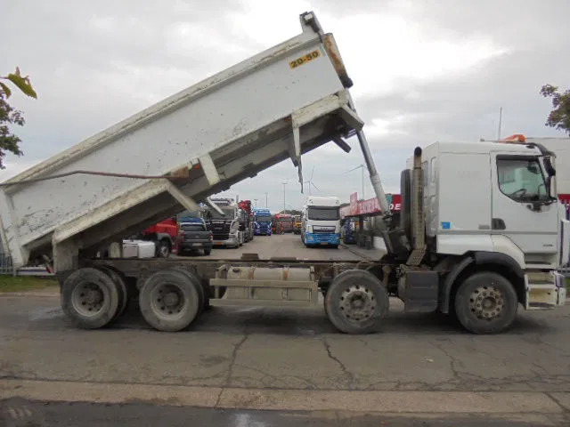 Renault Premium Lander 460 8X4 RD - Tipper: picture 3 Renault Premium Lander 460 8X4 RD - Tipper: picture 3