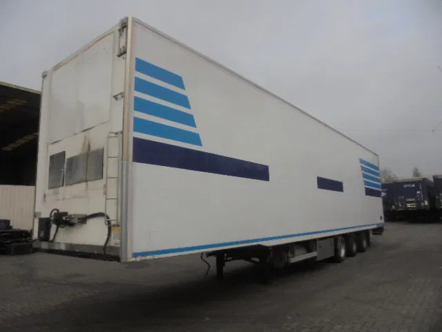 Van Eck U T-3 L N 1 APK 10-2026 ROLLERBAAN - Closed box semi-trailer: picture 1 Van Eck U T-3 L N 1 APK 10-2026 ROLLERBAAN - Closed box semi-trailer: picture 1