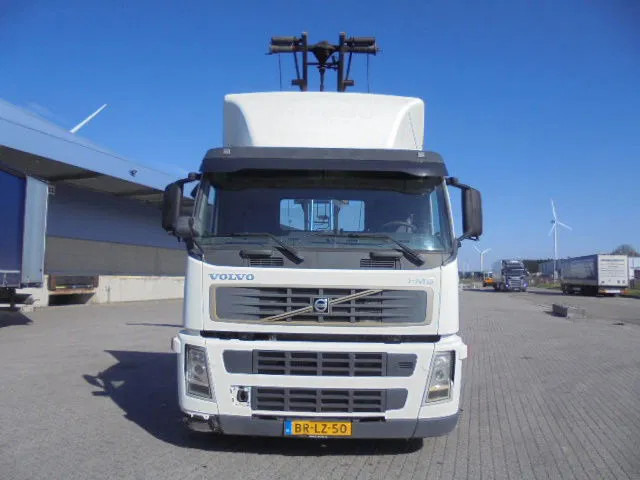 Volvo FM 260 MANUAL GEAR NL TRUCK - Cable system truck: picture 2 Volvo FM 260 MANUAL GEAR NL TRUCK - Cable system truck: picture 2