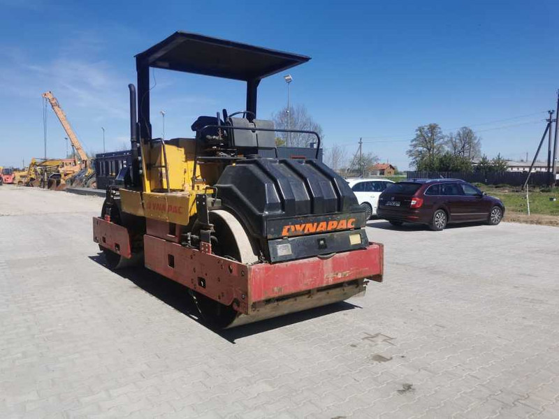 Dynapac CC 421 - Roller: picture 3 Dynapac CC 421 - Roller: picture 3