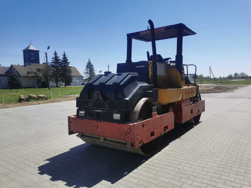 Dynapac CC 421 - Roller: picture 4 Dynapac CC 421 - Roller: picture 4