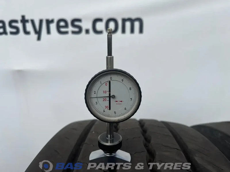 Continental  - Tire for Truck: picture 3 Continental  - Tire for Truck: picture 3