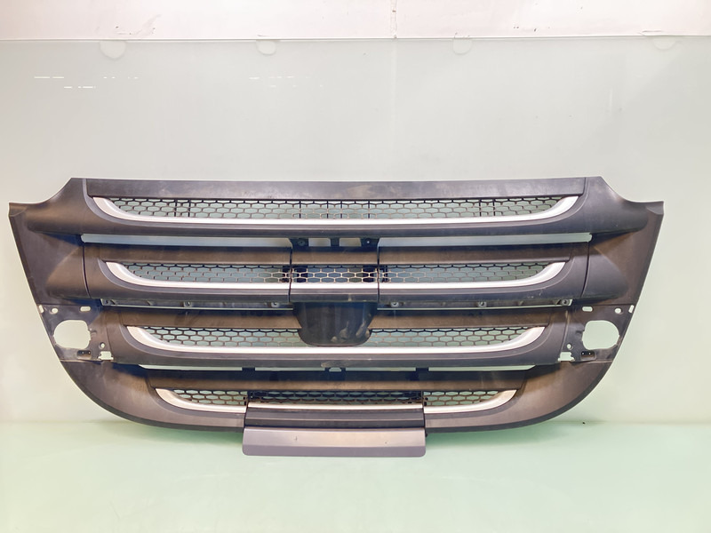 DAF CF Euro 6 - Grill for Truck: picture 1 DAF CF Euro 6 - Grill for Truck: picture 1