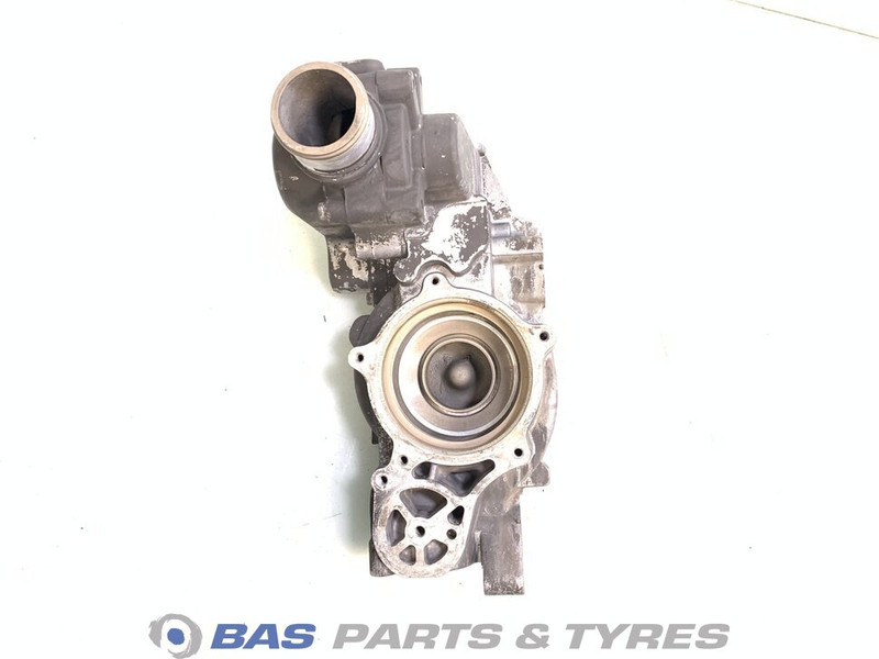 DAF Koelvloeistofpomp DAF 1913604 - Coolant pump for Truck: picture 2 DAF Koelvloeistofpomp DAF 1913604 - Coolant pump for Truck: picture 2