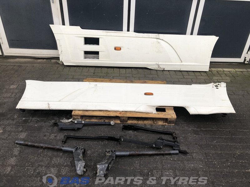 DAF XF106 Sideskirt Set DAF 1903109 - Body and exterior for Truck: picture 1 DAF XF106 Sideskirt Set DAF 1903109 - Body and exterior for Truck: picture 1