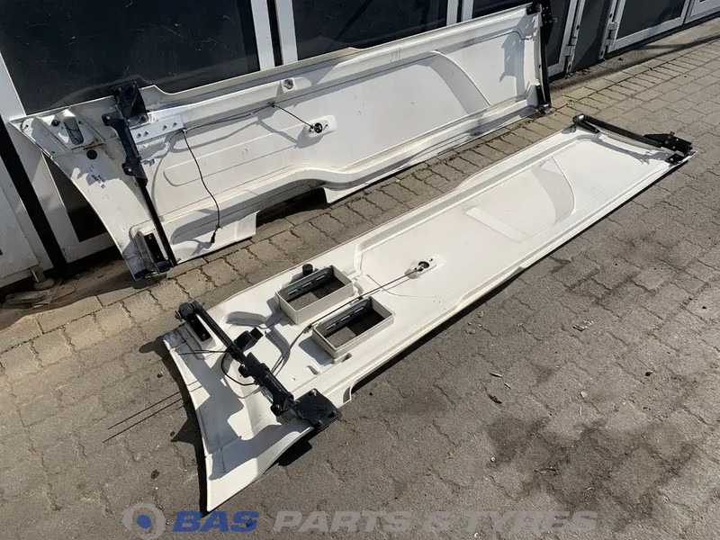 DAF XF106 Sideskirt Set DAF 1903109 - Body and exterior for Truck: picture 5 DAF XF106 Sideskirt Set DAF 1903109 - Body and exterior for Truck: picture 5