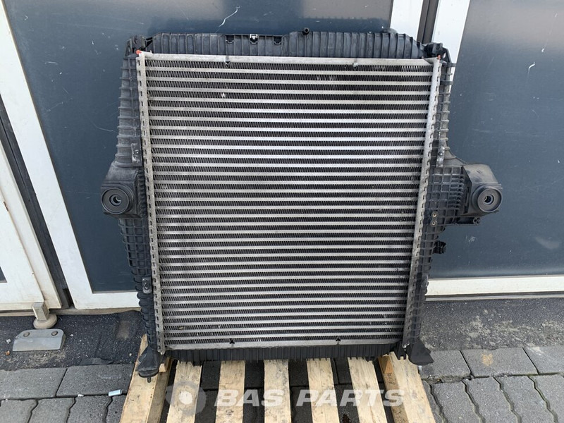 Mercedes-Benz Atego Koelerpakket Mercedes OM936LA 240 A 967 500 05 01 - Radiator for Truck: picture 2 Mercedes-Benz Atego Koelerpakket Mercedes OM936LA 240 A 967 500 05 01 - Radiator for Truck: picture 2