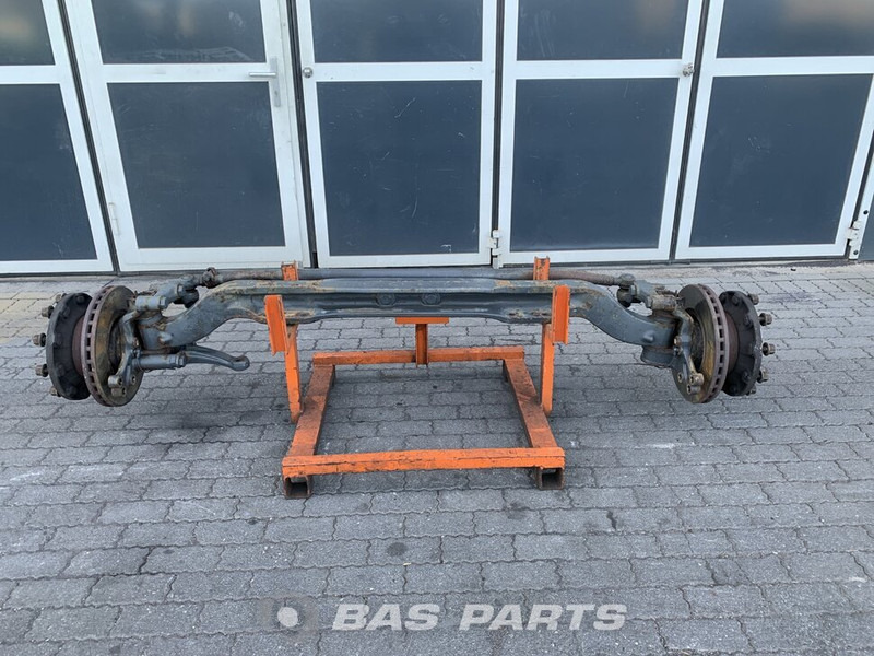 Mercedes-Benz Mercedes F-8A/C22.5 Vooras A 960 331 20 01 - Front axle for Truck: picture 1 Mercedes-Benz Mercedes F-8A/C22.5 Vooras A 960 331 20 01 - Front axle for Truck: picture 1