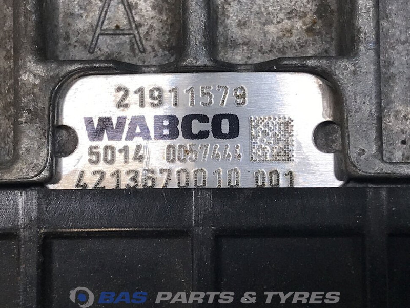 Renault D-Serie Versnellingsbakdeksel Renault 7424213321 - Gearbox for Truck: picture 3 Renault D-Serie Versnellingsbakdeksel Renault 7424213321 - Gearbox for Truck: picture 3
