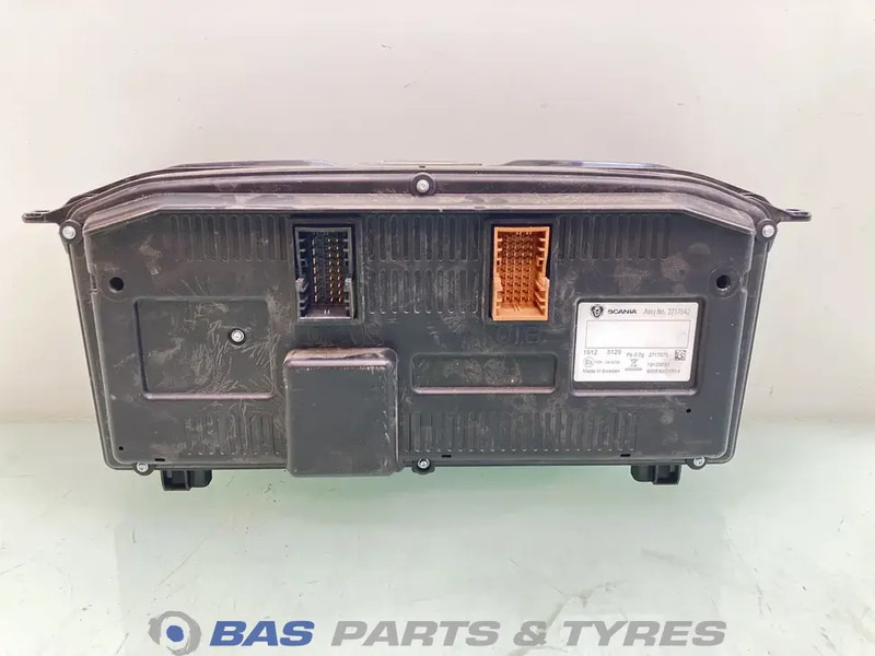 Scania G-Serie NextGen Instrumentenpaneel Scania 2717542 - Dashboard for Truck: picture 2 Scania G-Serie NextGen Instrumentenpaneel Scania 2717542 - Dashboard for Truck: picture 2